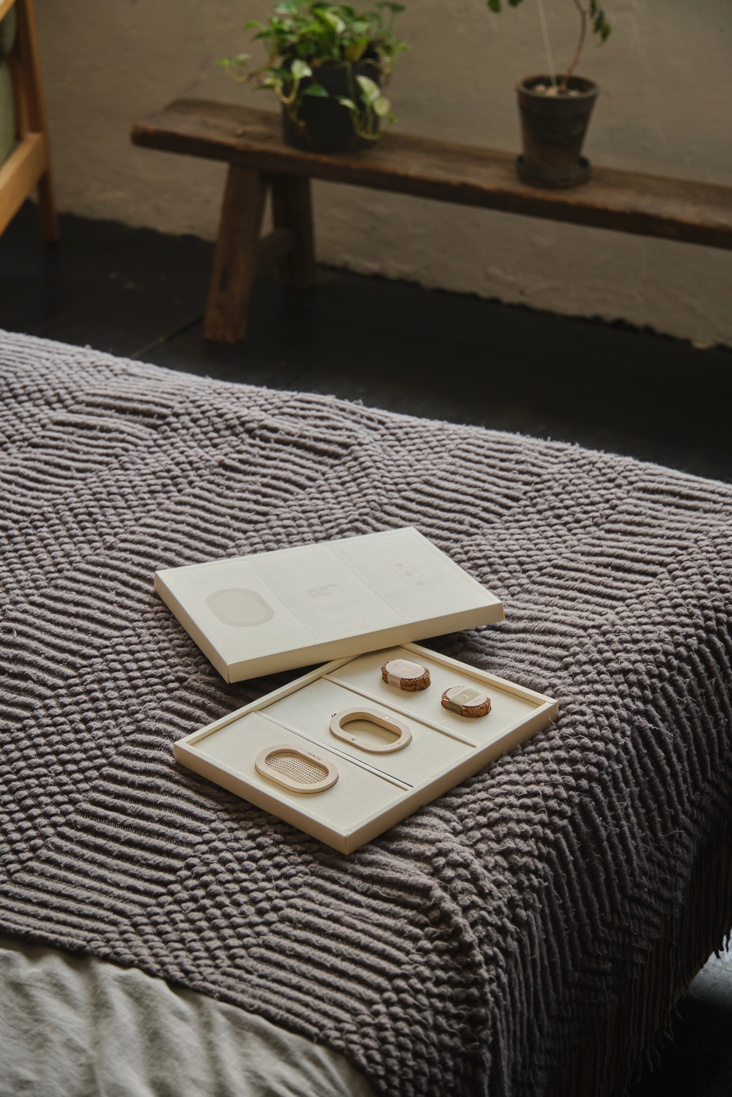 Multi-Functional Pinewood Aroma Accessory