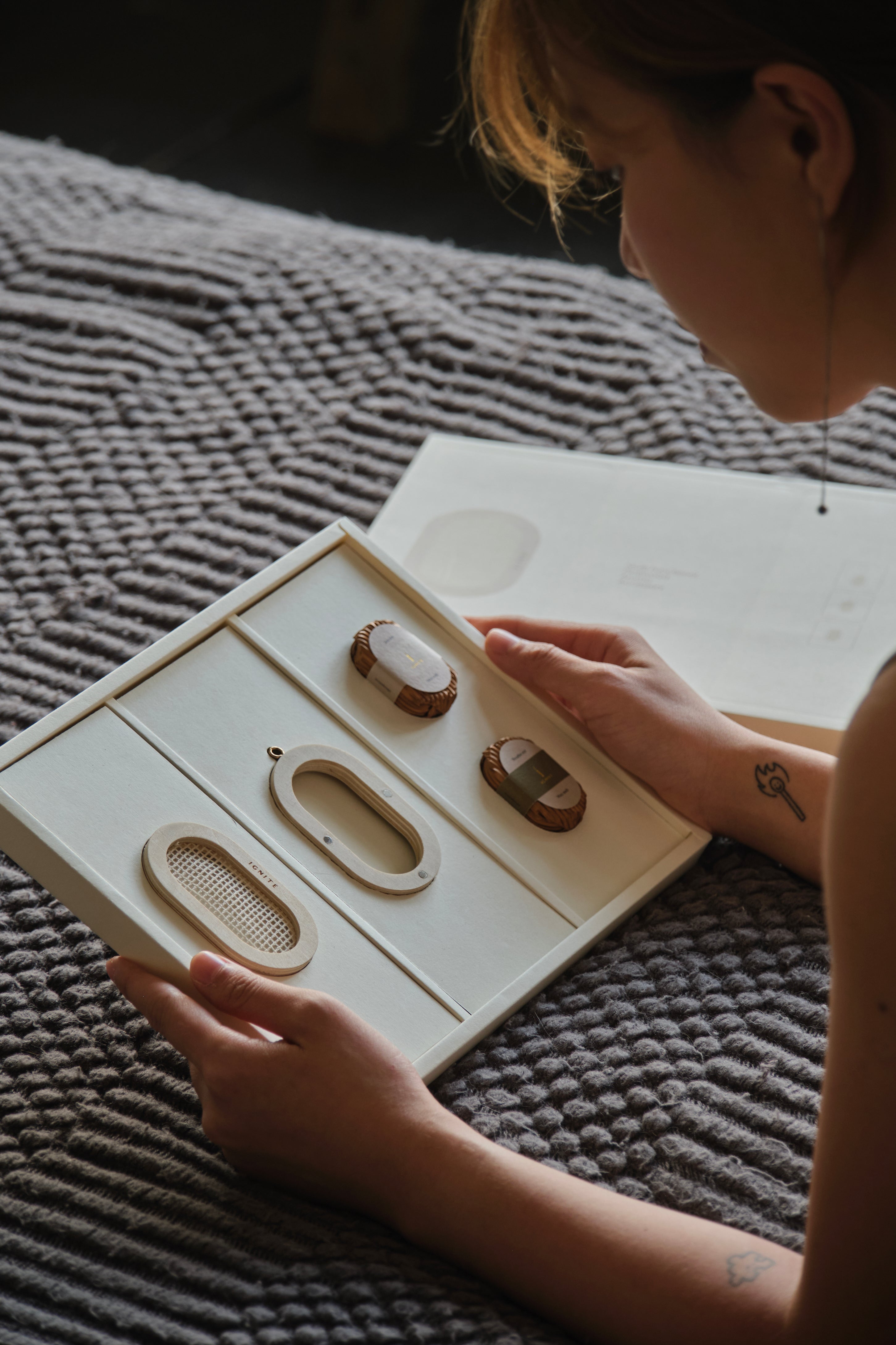 Multi-Functional Pinewood Aroma Accessory