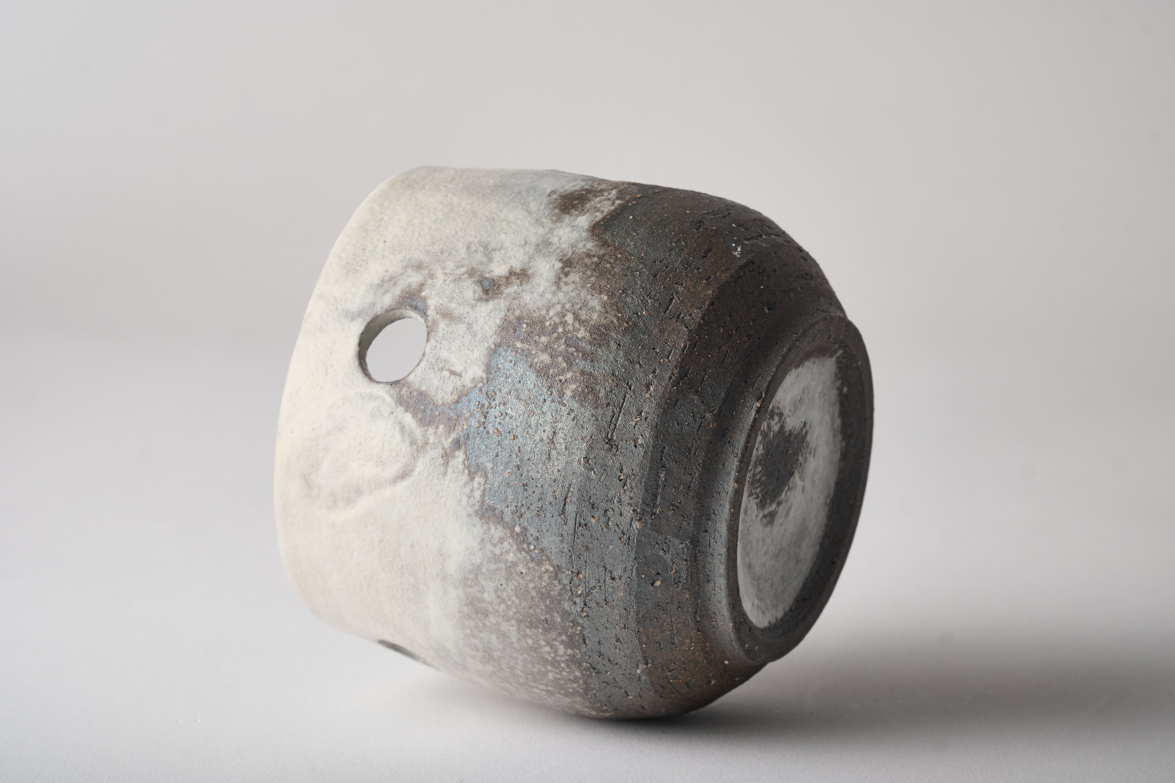 Ashscape Japanese Shigaraki Handcrafted oil Burner | Limited to 30 Pieces (Pre-order)