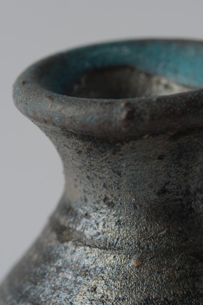 Ashscape Japanese Shigaraki Handcrafted Reed Diffuser Vessel