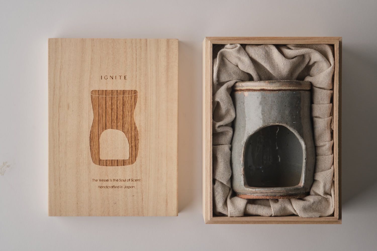 Japan Handbuilt Shigaraki Handcrafted Oil Burner