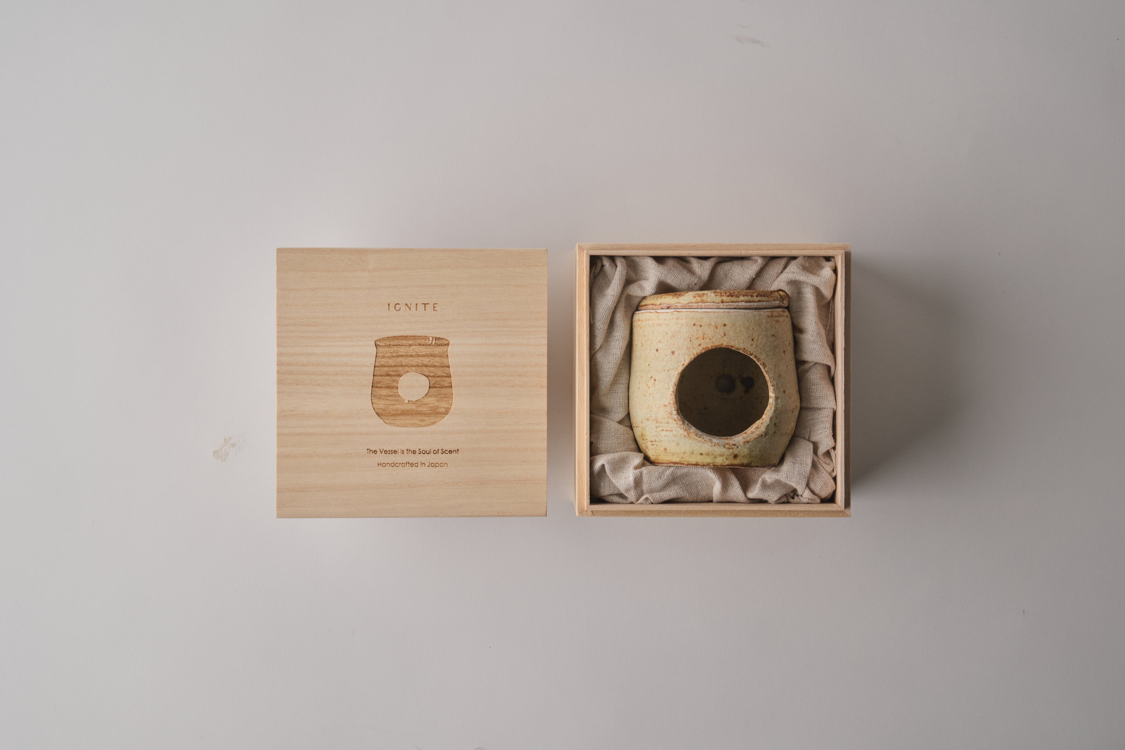 Quiet Fire｜Japanese Mashiko Oil Burner