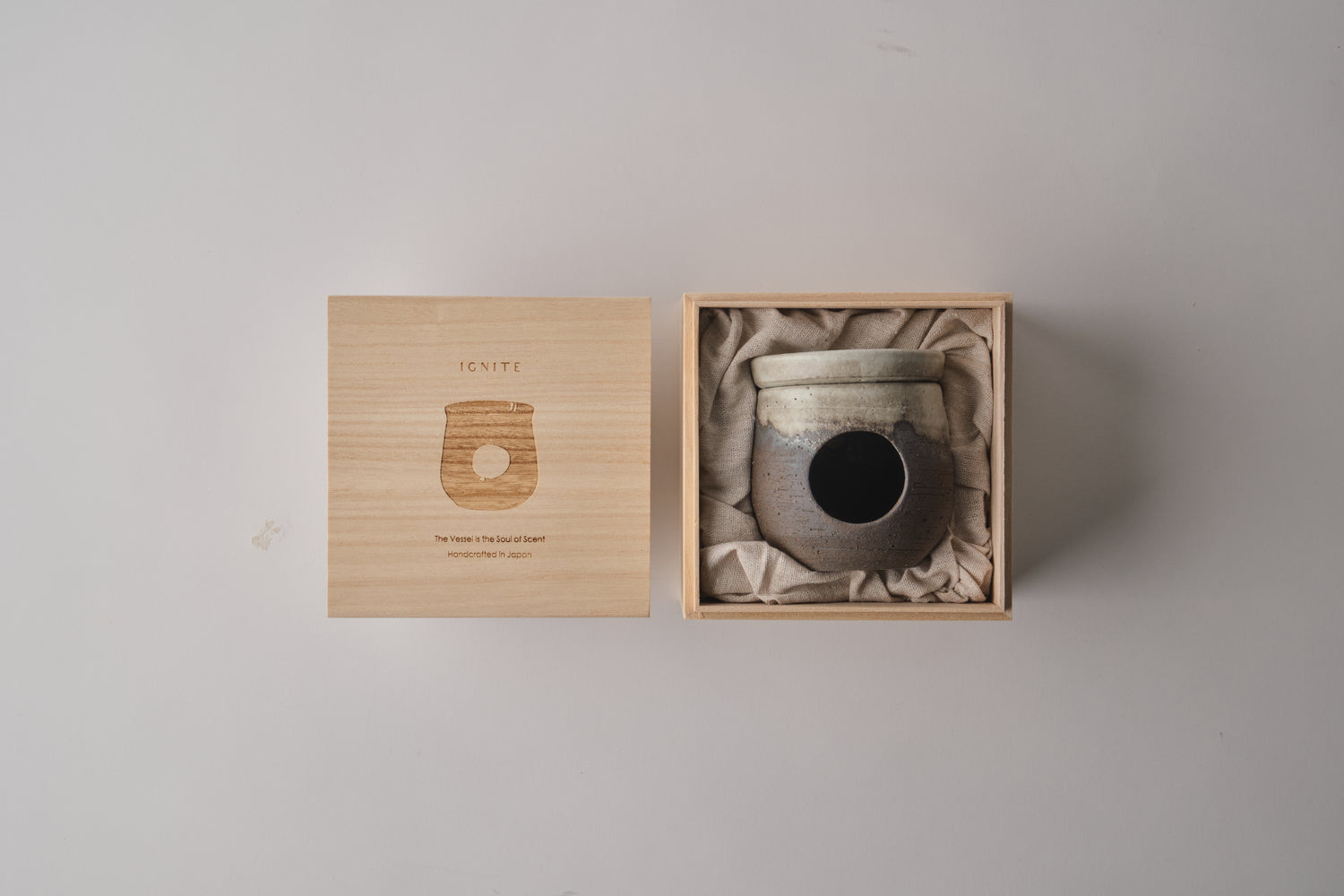 Ashscape Japanese Shigaraki Handcrafted oil Burner
