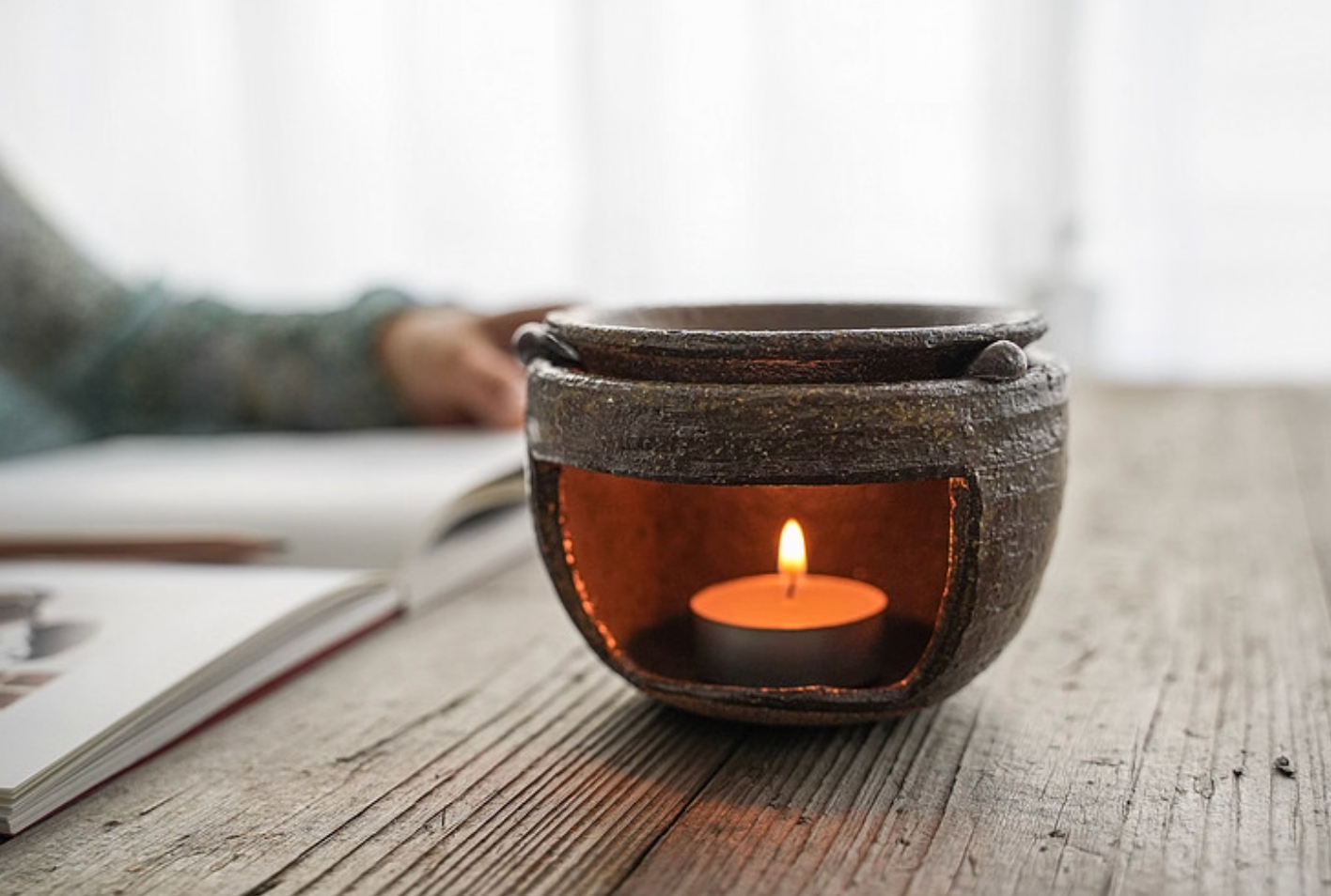 Japanese Bizen Ware Rustic Pottery oil burner