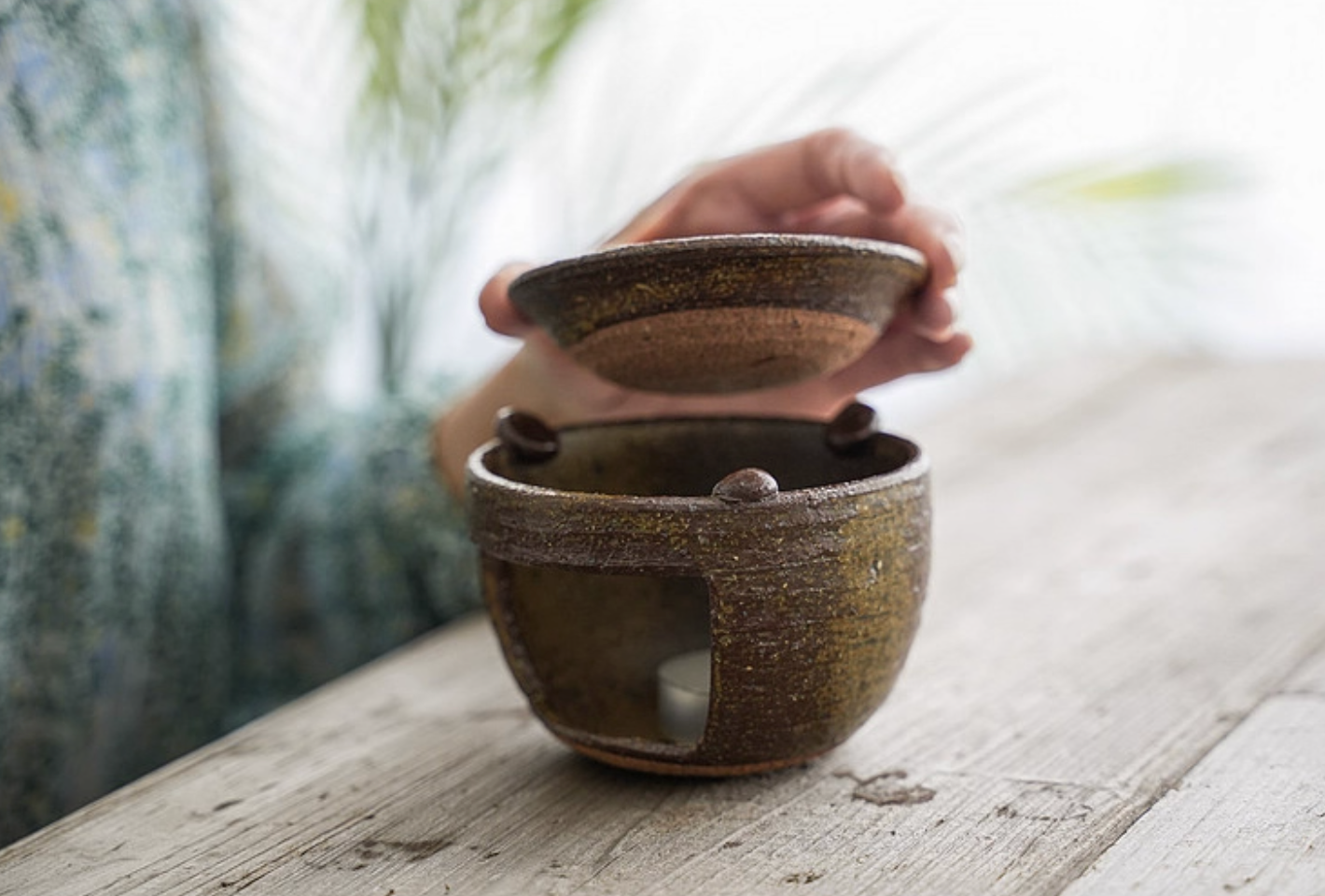 Japanese Bizen Ware Rustic Pottery oil burner