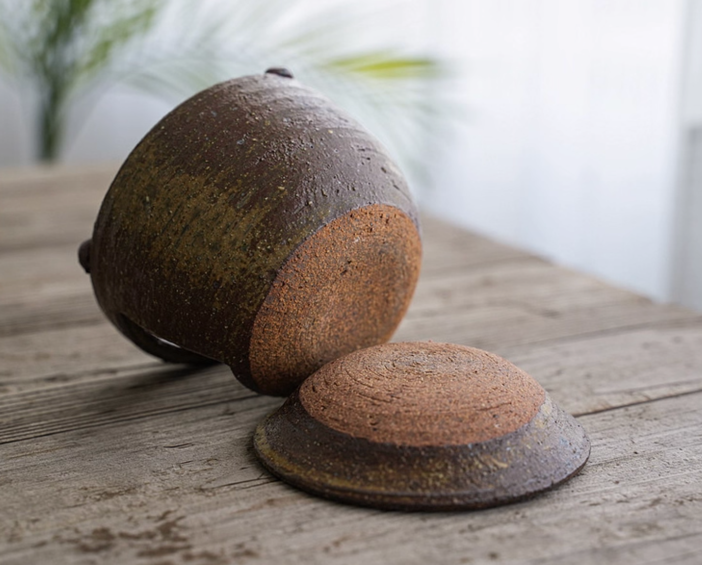 Japanese Bizen Ware Rustic Pottery oil burner